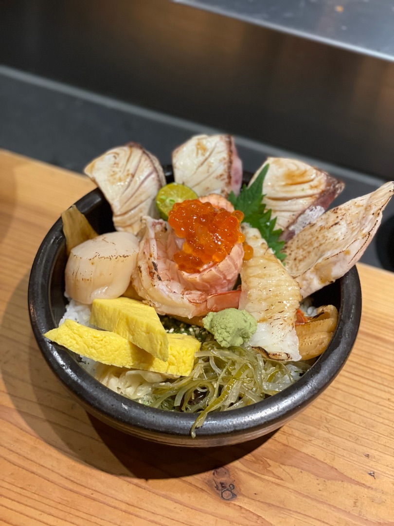 井上禾食